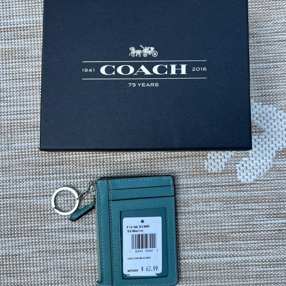 New Coach Key Chain Wallet Marine - Picture 3 of 3